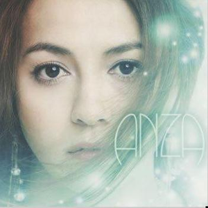 粉嫩馒头一线天对下联句
